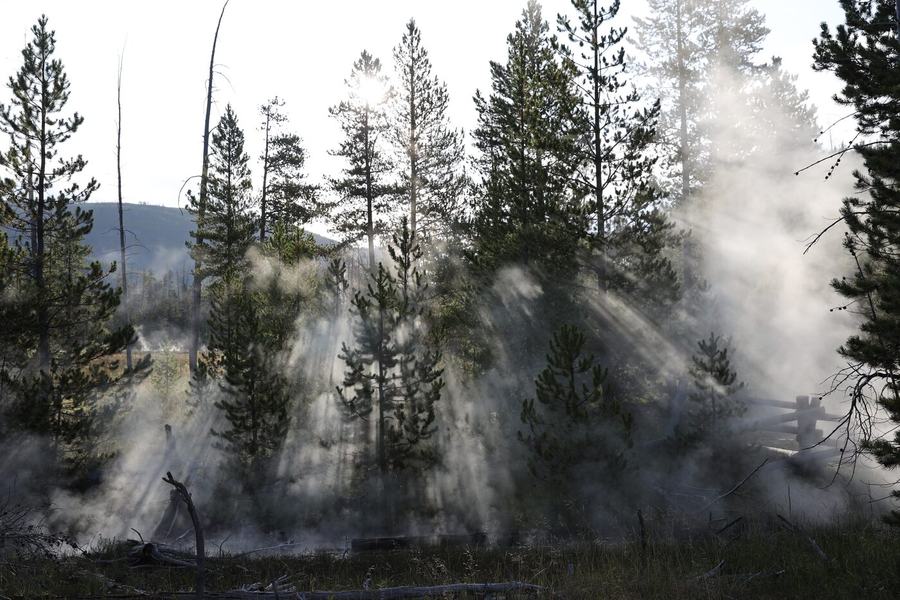 Iceland, coasts, waterfalls, thermal – Yellowstone, USA