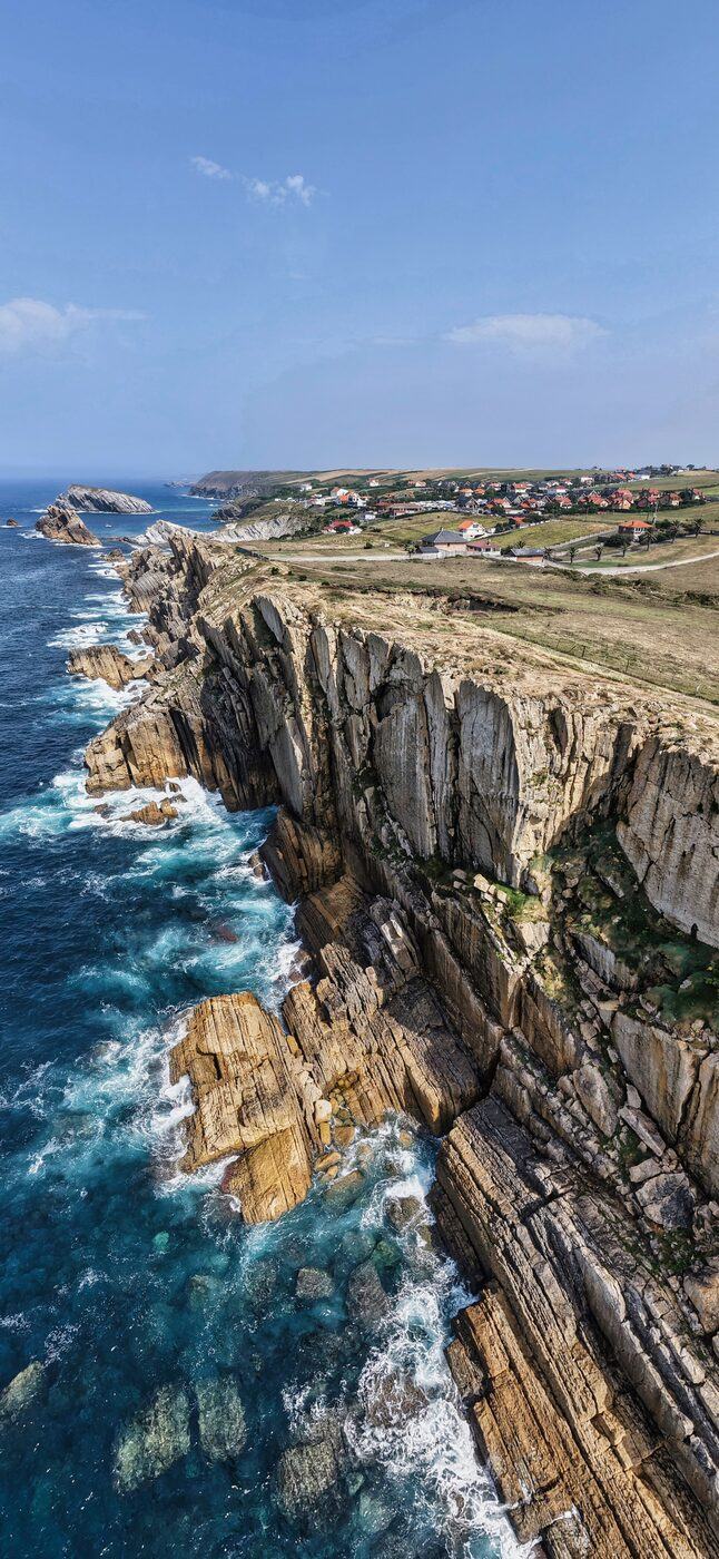 Iceland, coasts, waterfalls, thermal – Northern Spain